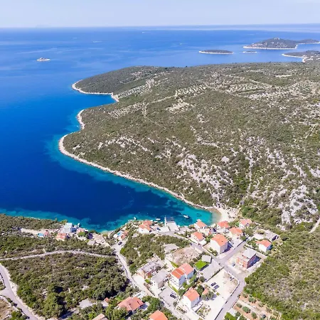 Karmen * Vinišće